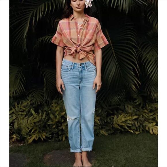 Madewell Relaxed Jeans in Cresthaven Wash: Ripped Edition! ❤️ - Picture 4 of 13